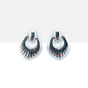 Aretes hojas plateadas chunky